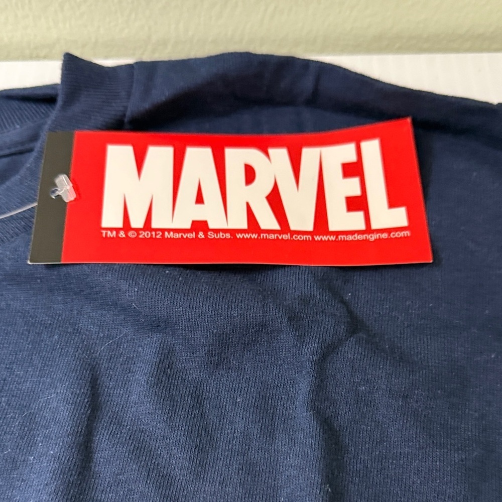 The Punisher Navy Blue T-Shirt, Marvel - Picture 3 of 5